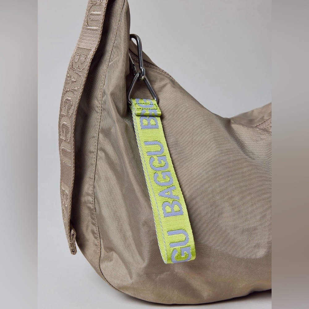 BAGGU Recycled Logo Keychain in Color: Citron NWT Great Gift! 🎁